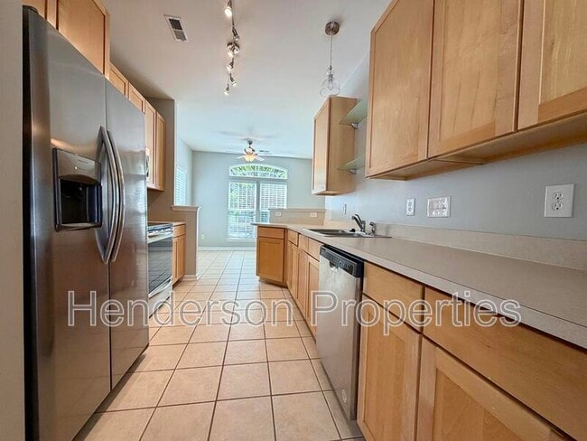 Building Photo - 9552 Glenashley Dr