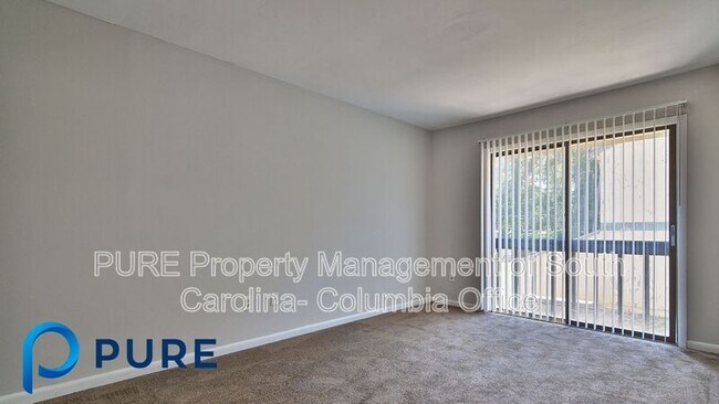 Building Photo - 521 Hickory Hill Dr
