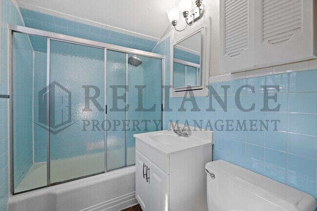 Building Photo - 4949 E Orme St