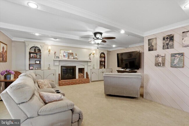 Building Photo - 1551 Duxbury Ct