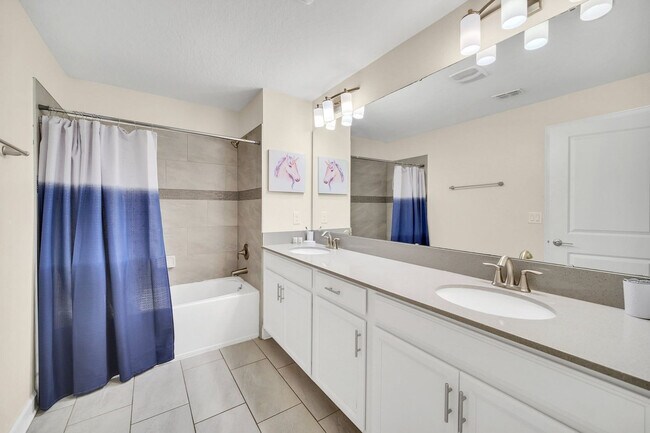 Building Photo - 780 Pebble Beach Dr