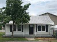 Building Photo - 219 9th Ave