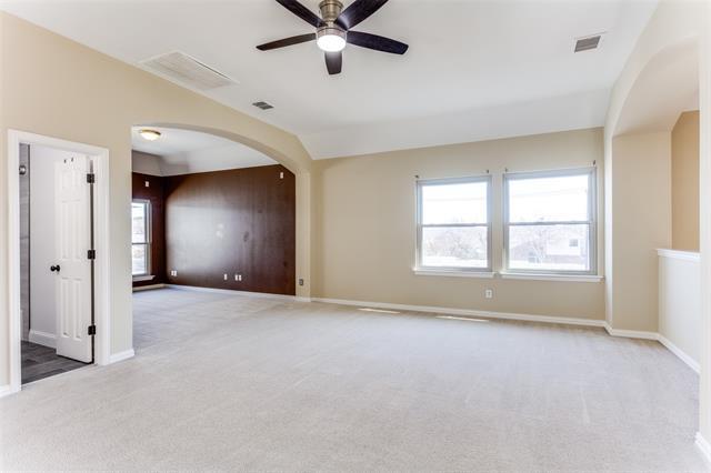 Building Photo - 3825 Miramar Dr