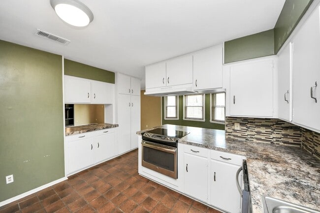 Building Photo - 10514 Haddington Dr