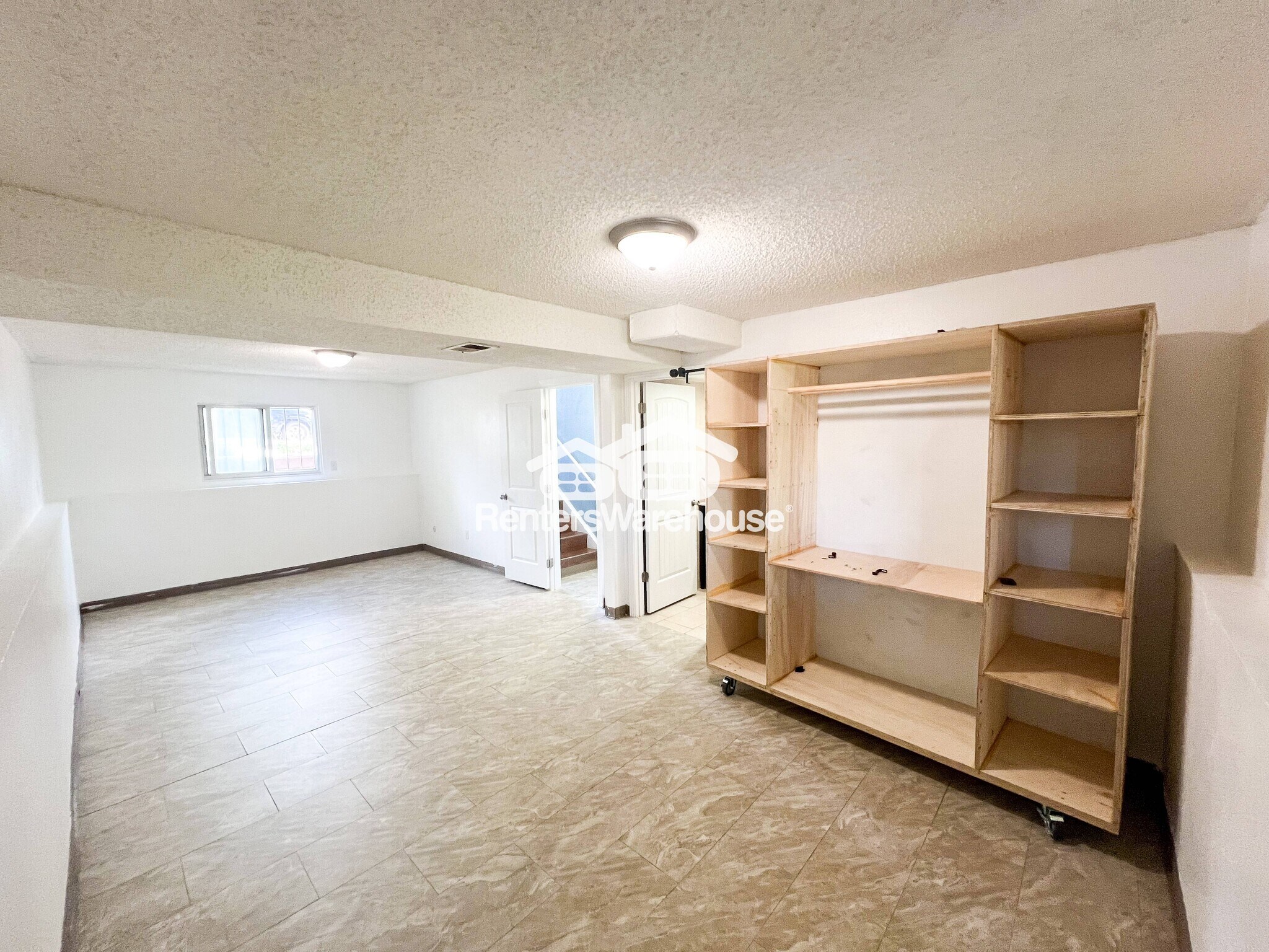 Building Photo - 14805 E 25th Ave