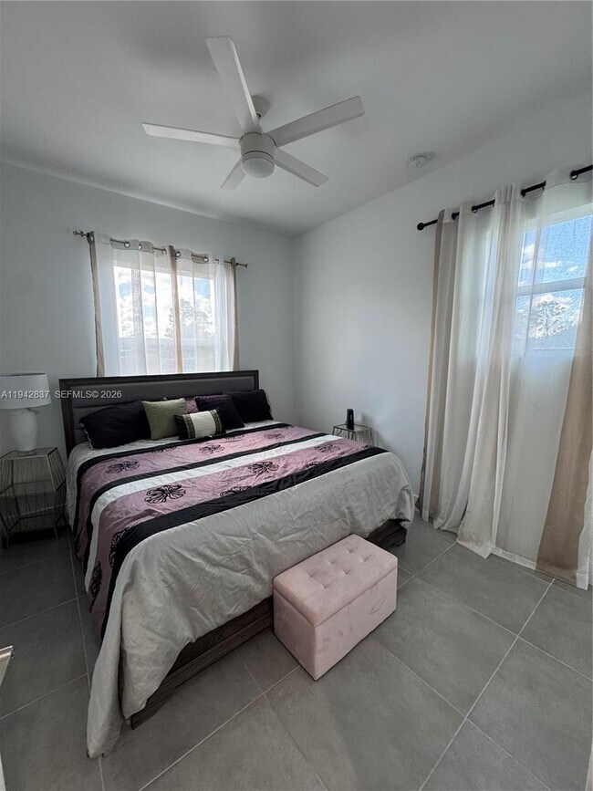 Building Photo - 5012 Gunn Pl