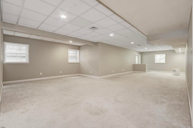 Building Photo - 113 Lighthouse Ln