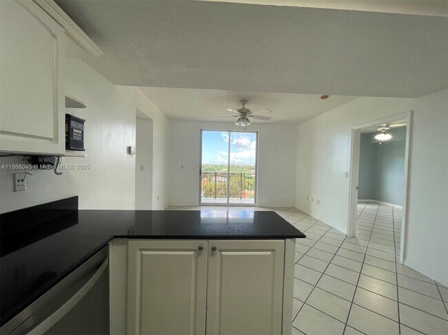 Building Photo - 3500 Coral Wy