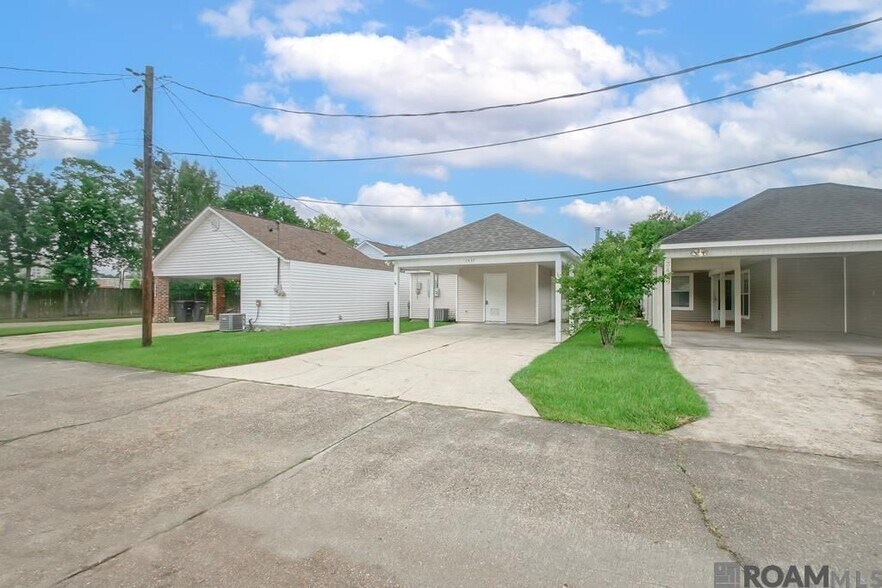 Building Photo - 3437 Myrtle Grove Dr