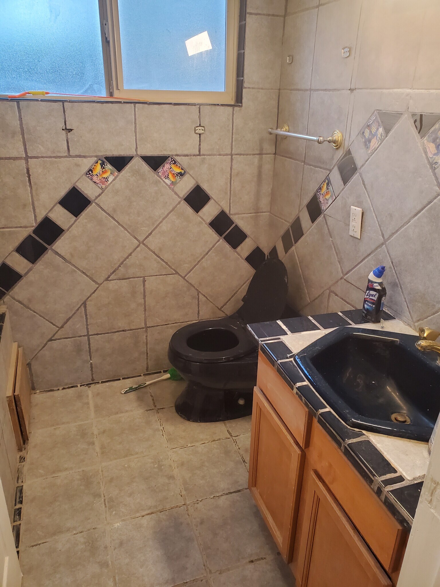 bathroom - 8310 37th Ave S