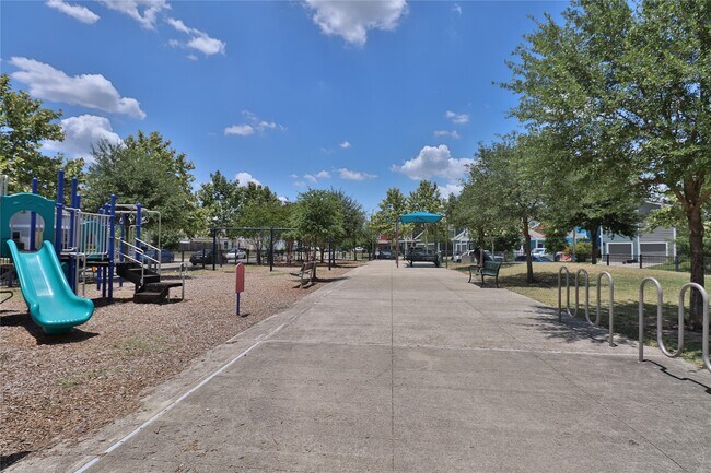 Building Photo - 4339 Cetti St