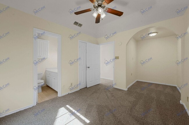 Building Photo - 4141 Hyer St