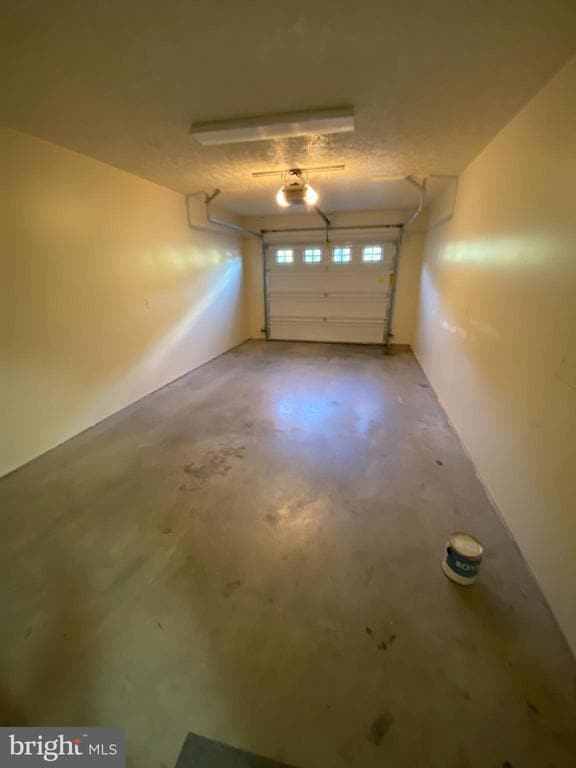 Building Photo - 28 Holler Rd