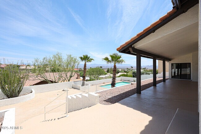 Building Photo - 15704 Cholla Dr