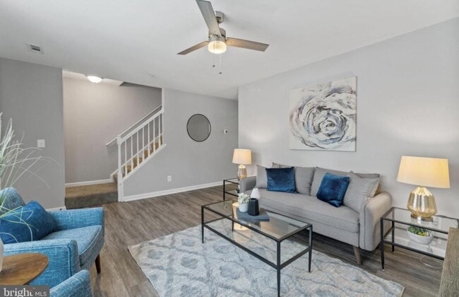 Building Photo - 45839 Wolftrap Way