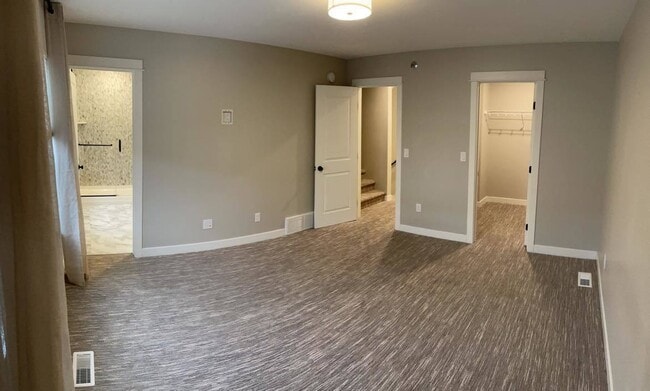 Building Photo - 5853 41st St S