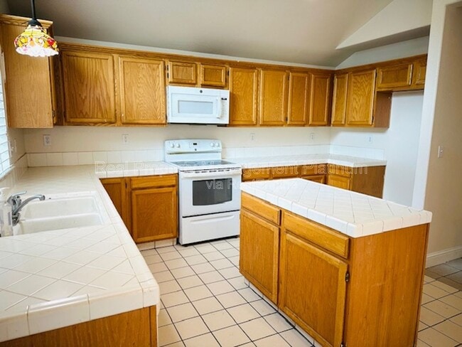 Building Photo - 2775 Palo Alto Ave