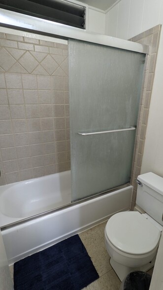 Bathroom - 2353 Dole St