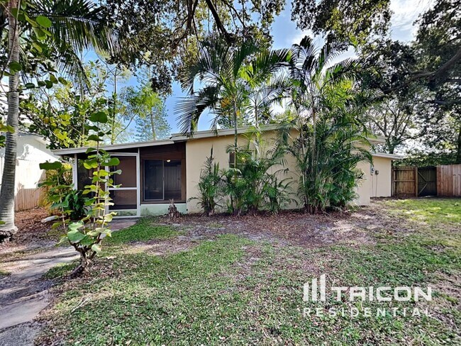 Building Photo - 2869 Webley Dr NE