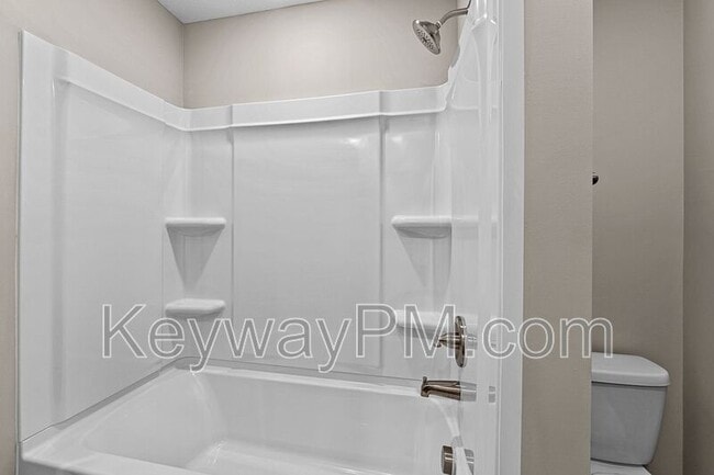 Building Photo - 563 Yuma Ln