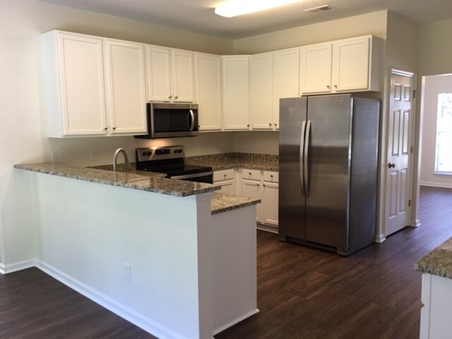 Building Photo - 1425 Gemstone Blvd