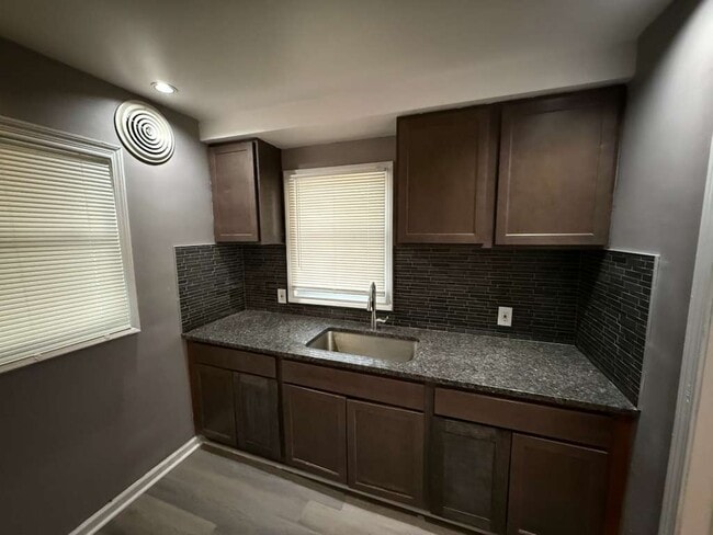 Building Photo - 6341 Archdale St