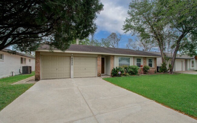 Building Photo - 6030 Willowbend Blvd