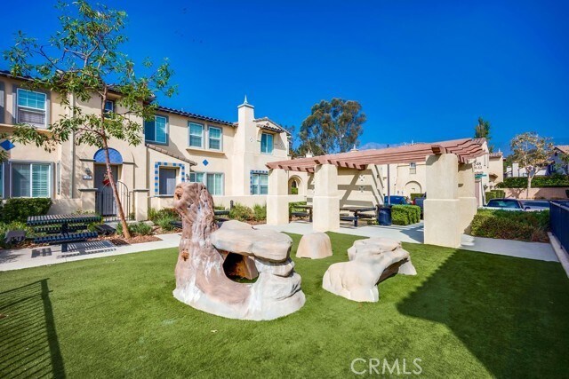 Building Photo - 12531 Elevage Dr