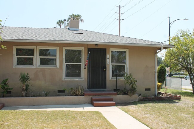 Building Photo - 1613 W Victory Blvd
