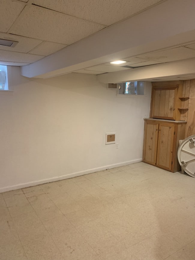 Building Photo - 4627 E Capitol St SE