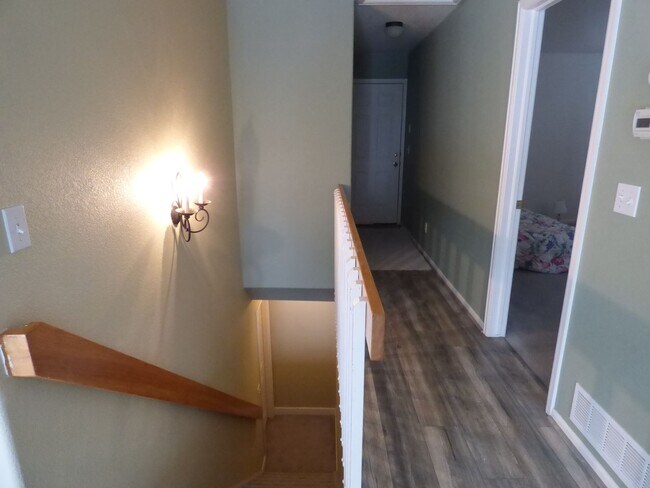 Building Photo - 1596 Meachum Way