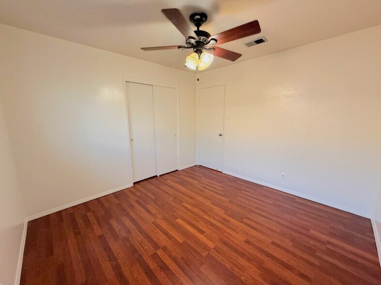 Building Photo - 3224 Erie Ave