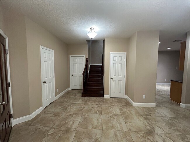 Building Photo - 8911 Silent Willow Ln