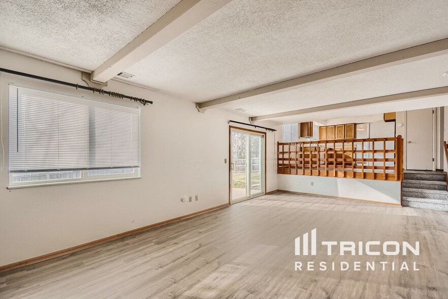 Building Photo - 6552 W Morraine Pl