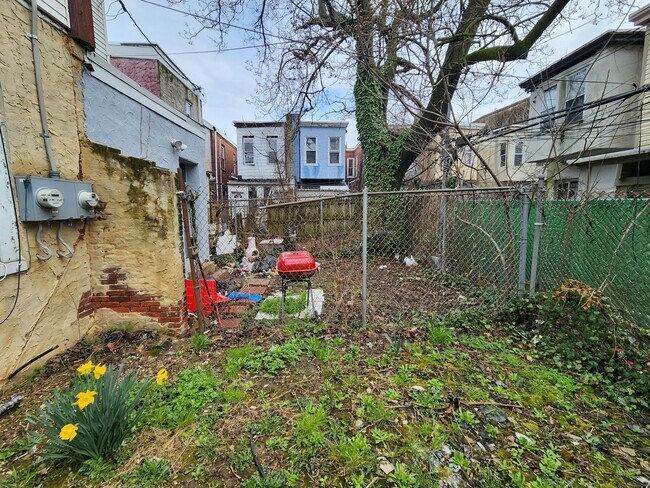 Building Photo - 3114 W Gordon St