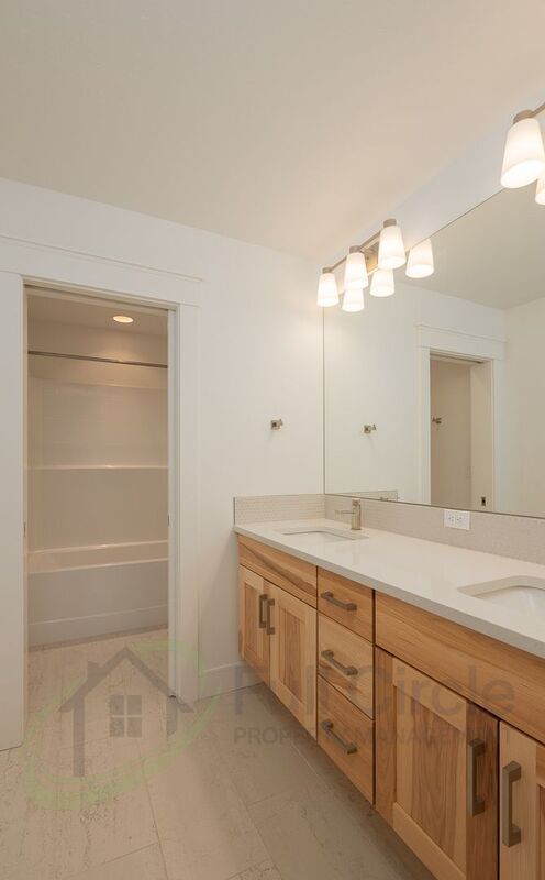 Building Photo - 1624 W Cyrus St