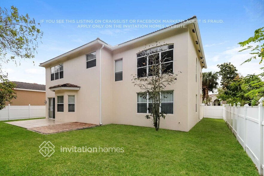 Building Photo - 6350 C Durham Dr