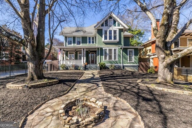 Building Photo - 692 Myrtle St NE