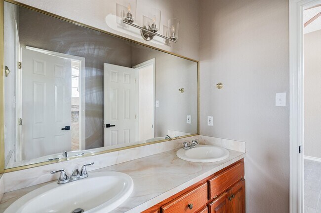 Building Photo - 105 Covey Ridge Dr