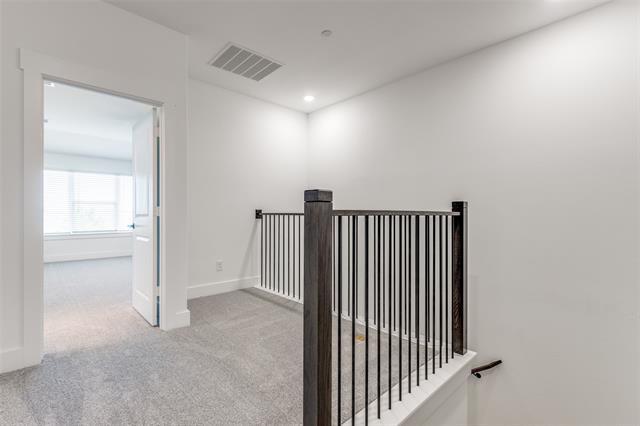 Building Photo - 2558 Campden Mews