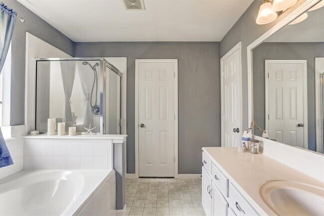 Building Photo - 19923 Brisbane Meadows Ct