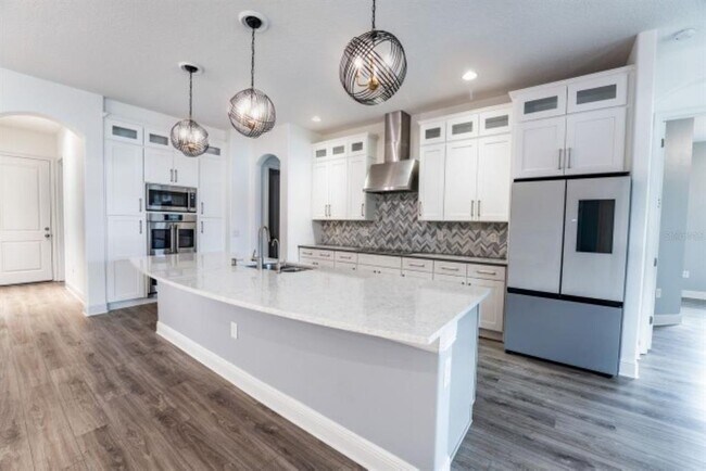 Building Photo - 913 Buckhurst Dr
