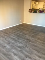 Building Photo - 3550 Lebon Dr