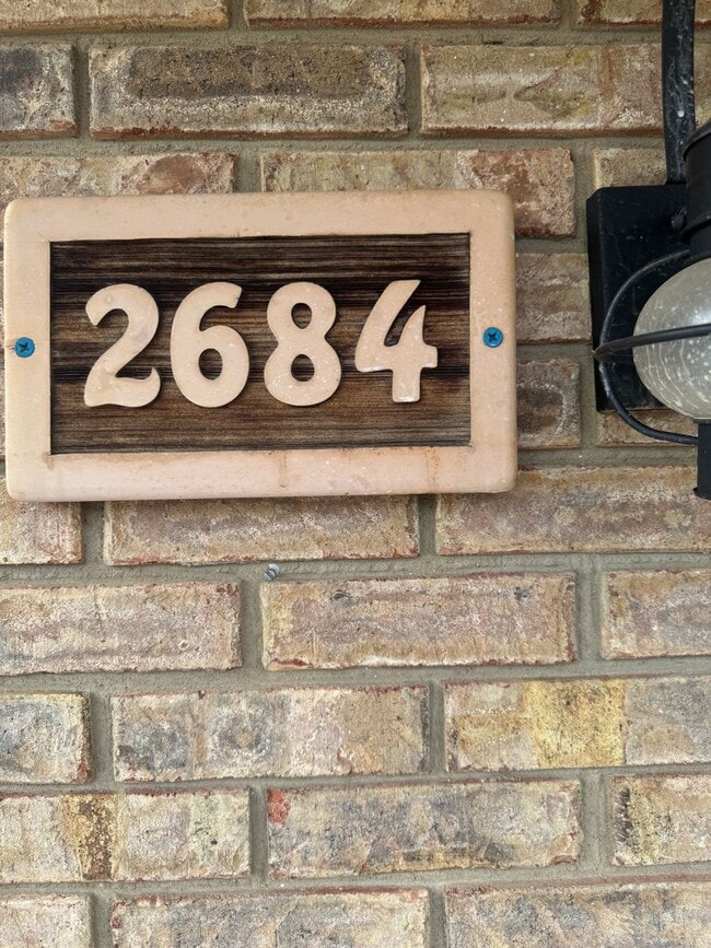 Building Photo - Awesome Townhouse of JOHN B DENNIS HIGWAY in the heart of Kingsport