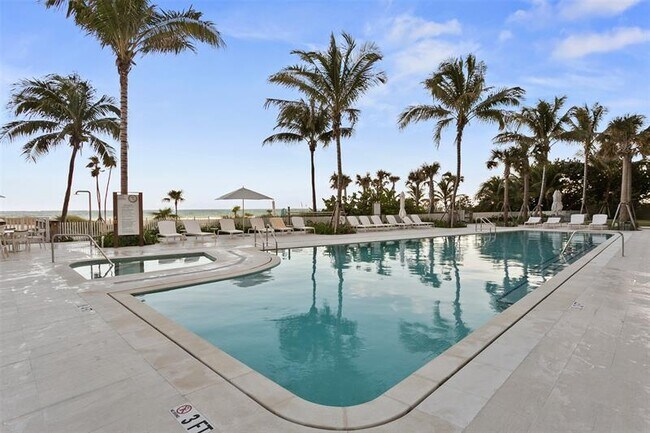 Building Photo - 730 N Ocean Blvd