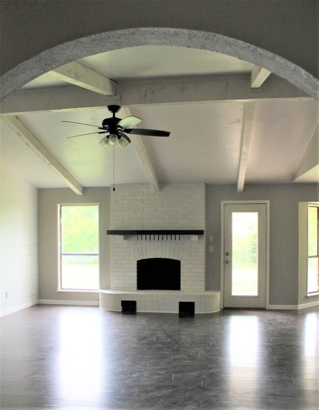 Building Photo - Welcome home!