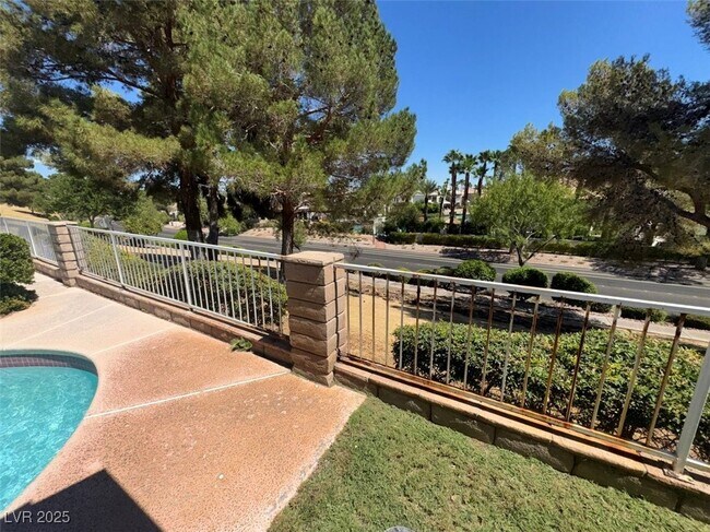 Building Photo - 3128 Harborside Dr