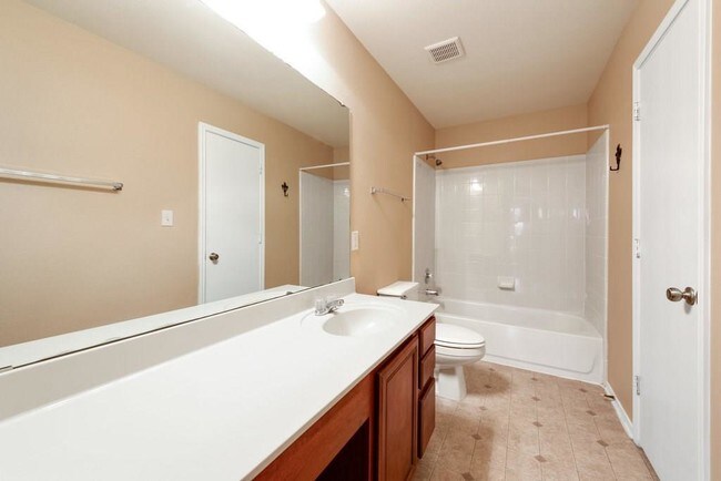 Building Photo - 1514 Gulf Way