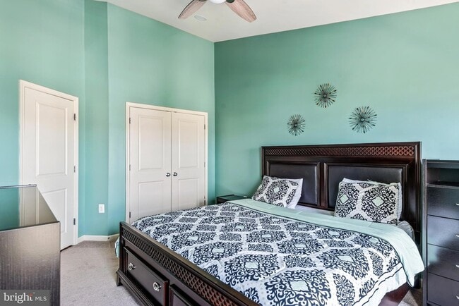 Building Photo - 23638 Sailfish Square