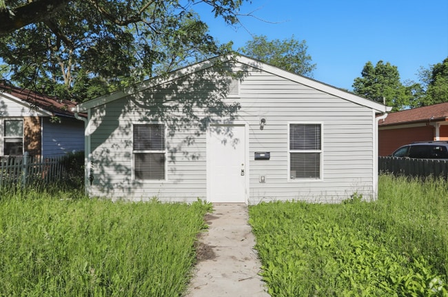 Building Photo - 3116 N Colorado Ave